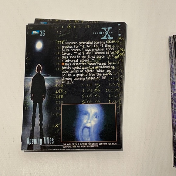 Vintage 95' Topps X Files Season 1 Complete Set & X-Files Pencils Loot Crate - Picture 12 of 17